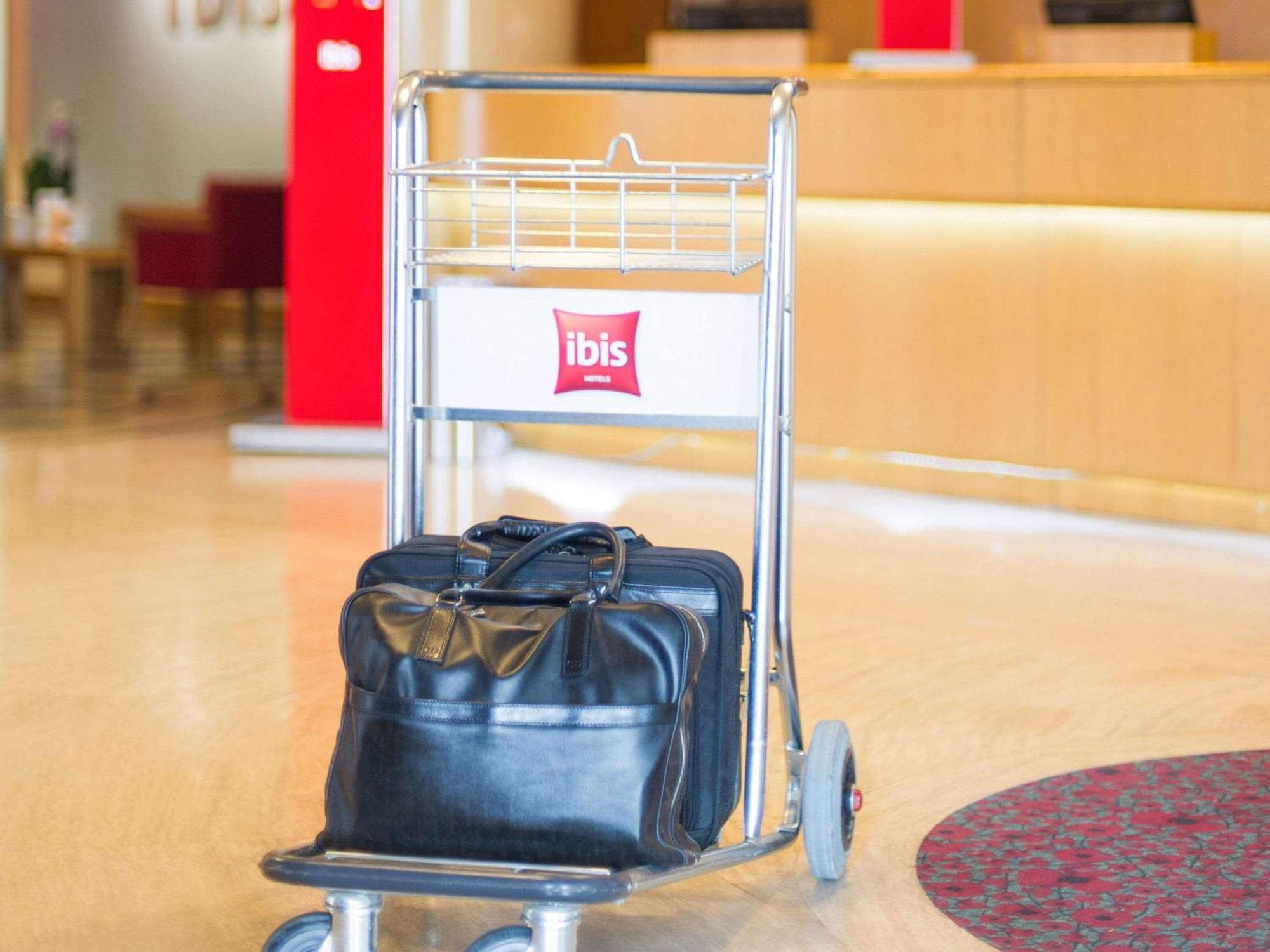 Hotel Ibis Firenze Nord Aeroporto Sesto Fiorentino Exterior foto